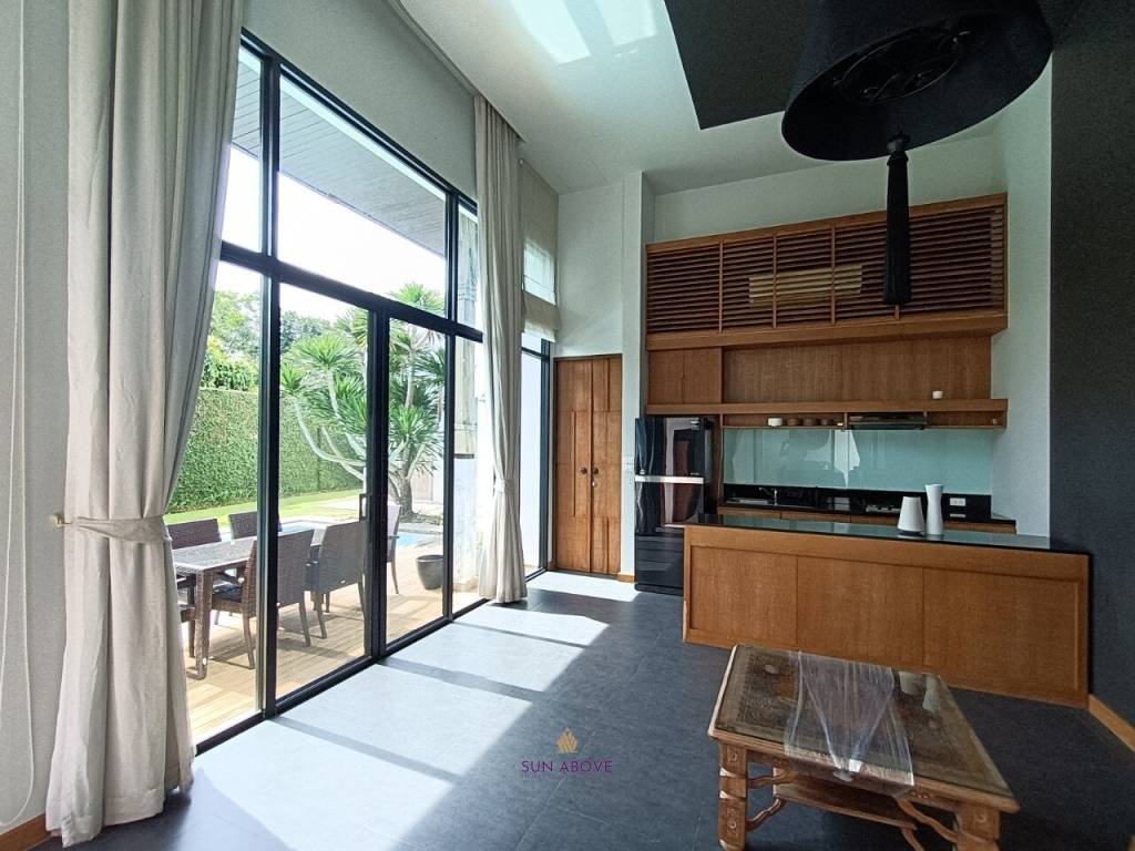 3 Bed 3 Bath Villa For Sale In Pasak Soi 8