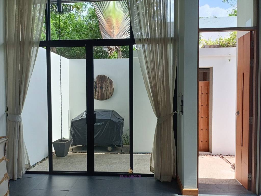 3 Bed 3 Bath Villa For Sale In Pasak Soi 8