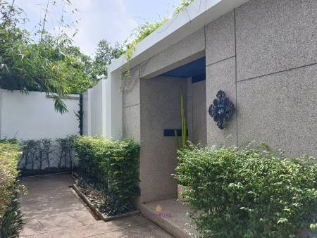 3 Bed 3 Bath Villa For Sale In Pasak Soi 8