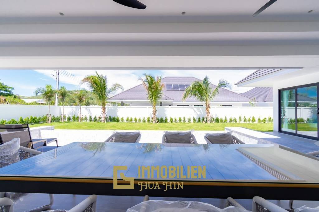 3 Beds 3 Baths 244 SQ.M The Clouds Hua Hin 3