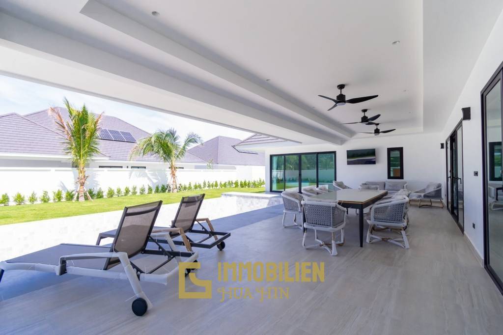 3 Beds 3 Baths 244 SQ.M The Clouds Hua Hin 3