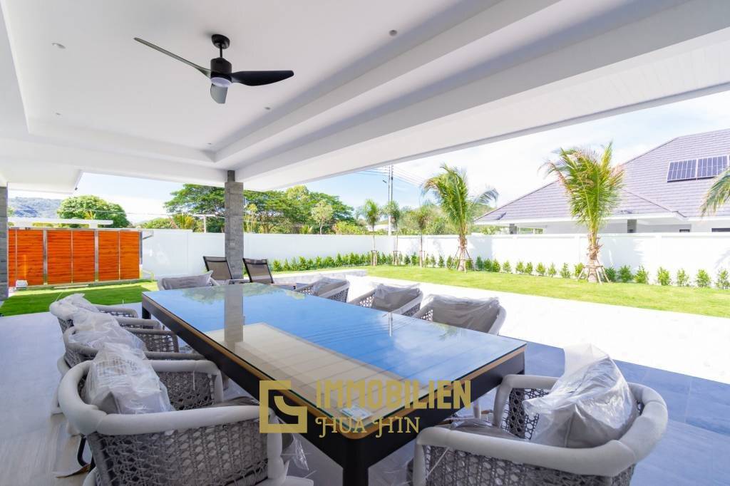 3 Beds 3 Baths 244 SQ.M The Clouds Hua Hin 3