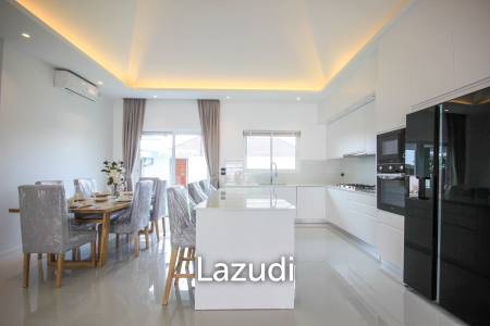 3 Beds 3 Baths 283.65 SQ.M The Clouds Hua Hin 3