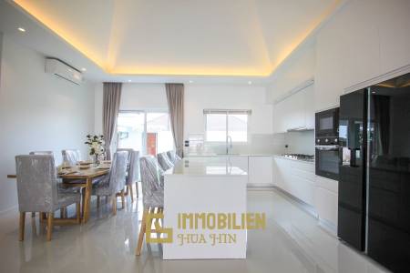 3 Beds 3 Baths 283.65 SQ.M The Clouds Hua Hin 3