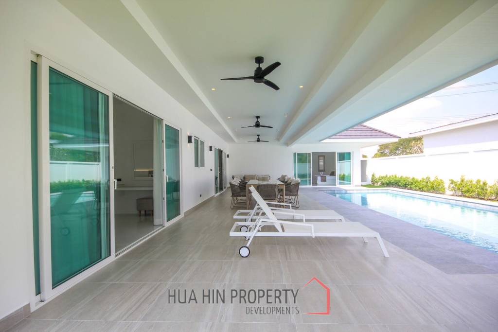 3 Beds 3 Baths 283.65 SQ.M The Clouds Hua Hin 3