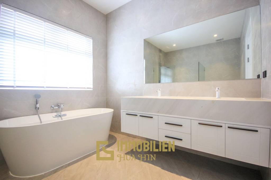 836 metro cuadrado 3 ` 3 Baño Villa de Venta