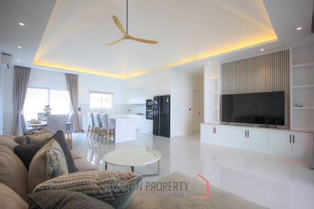 3 Beds 3 Baths 283.65 SQ.M The Clouds Hua Hin 3