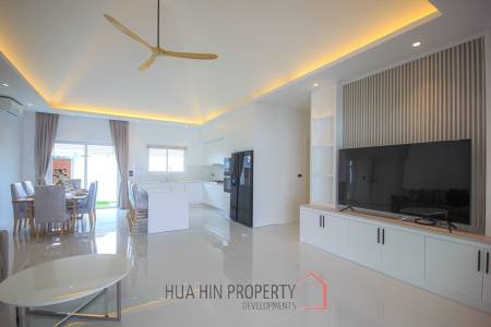 3 Beds 3 Baths 283.65 SQ.M The Clouds Hua Hin 3