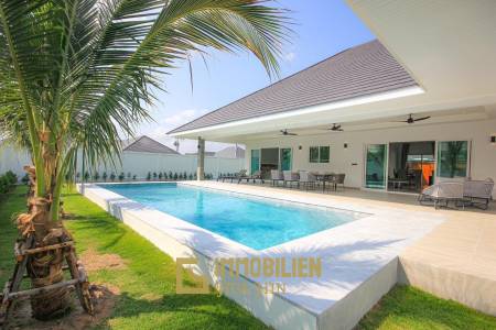 3 Beds 3 Baths 283.65 SQ.M The Clouds Hua Hin 3