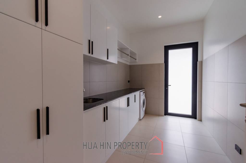 408 sqm Modern Pool Villa in Hin Lek Fai Hua Hin -Off Plan