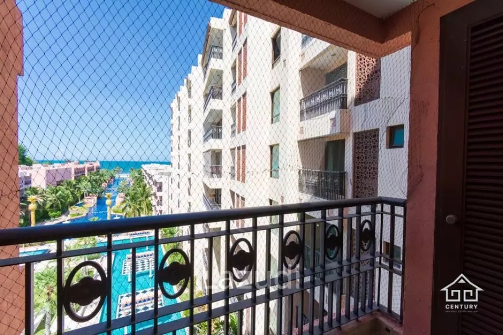 MARRAKESH : 3 BED LUXURY BEACHFRONT CONDO IN TOWN
