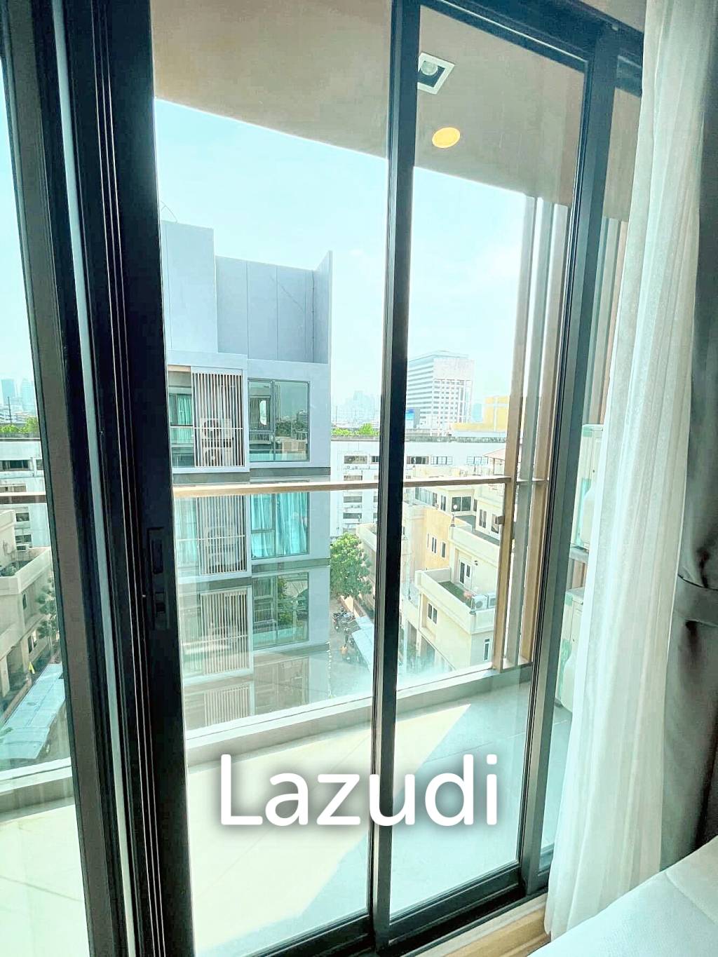 1 Bed 1 Bath 27 SQ.M LLOYD Soonvijai-Thonglor