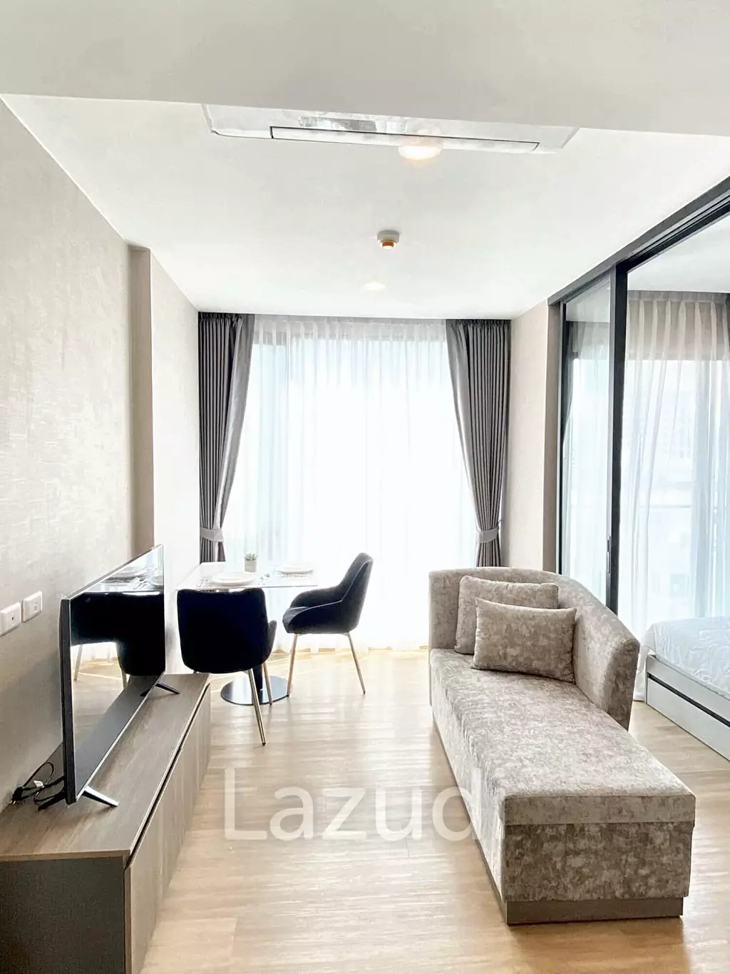 1 Bed 1 Bath 27 SQ.M LLOYD Soonvijai-Thonglor