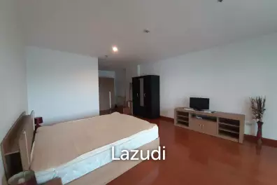 1 Big Bedroom for Sale and Rent in View Talay 5D