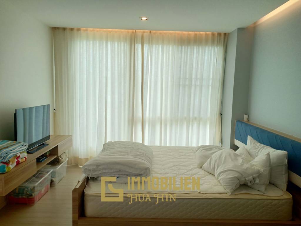 Wan Vayla Condo Hua Hin : 2 bed with sea view