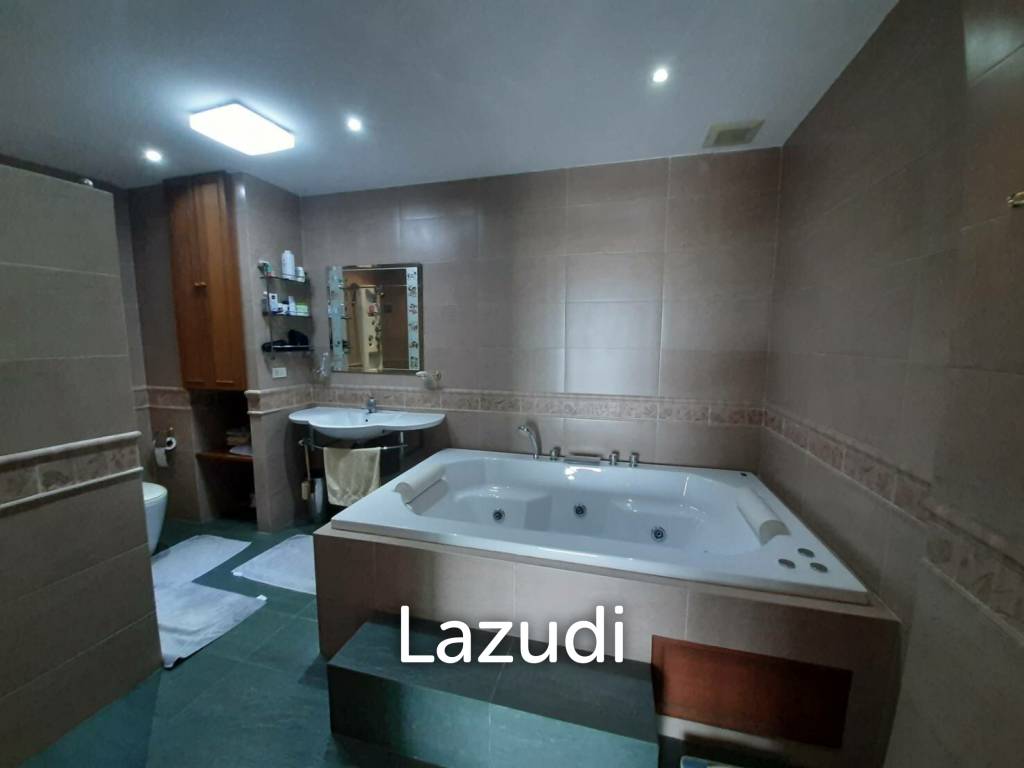 1 Bedroom Condo for Sale in View Talay 5C