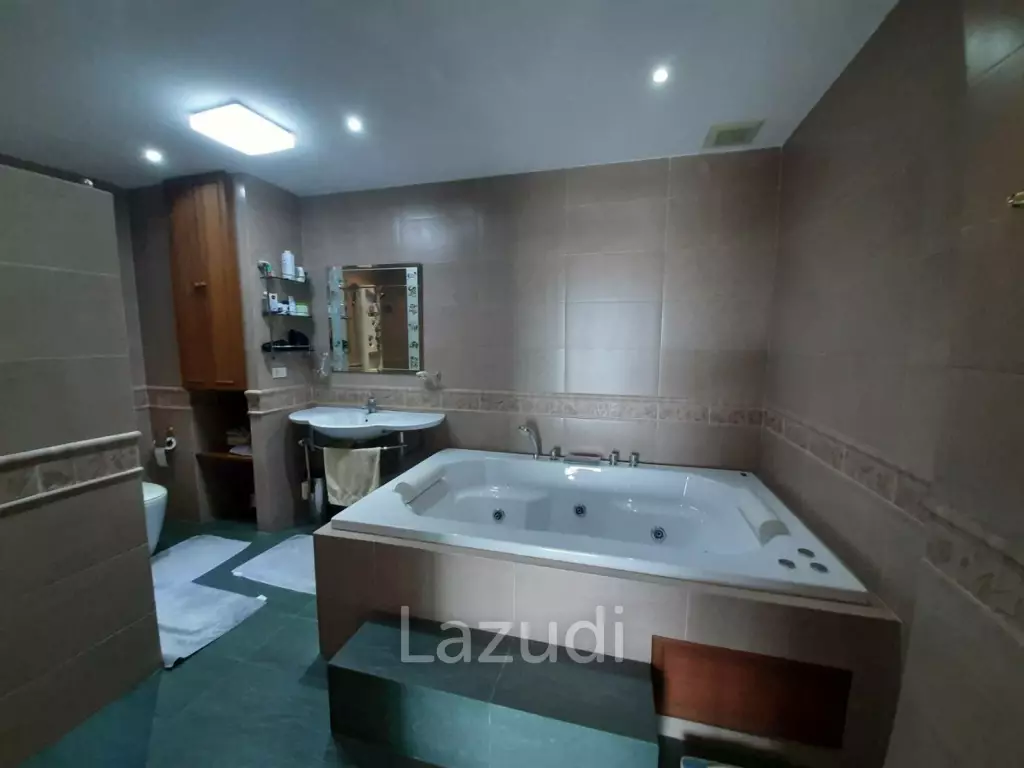 1 Bedroom Condo for Sale in View Talay 5C