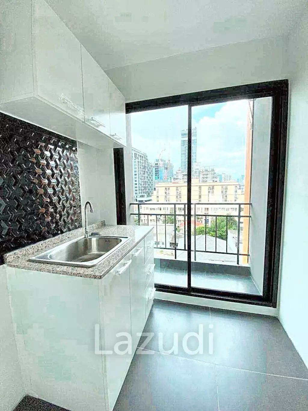 1 Bedroom 1 Bathroom 31 SQ.M Vela de Residence