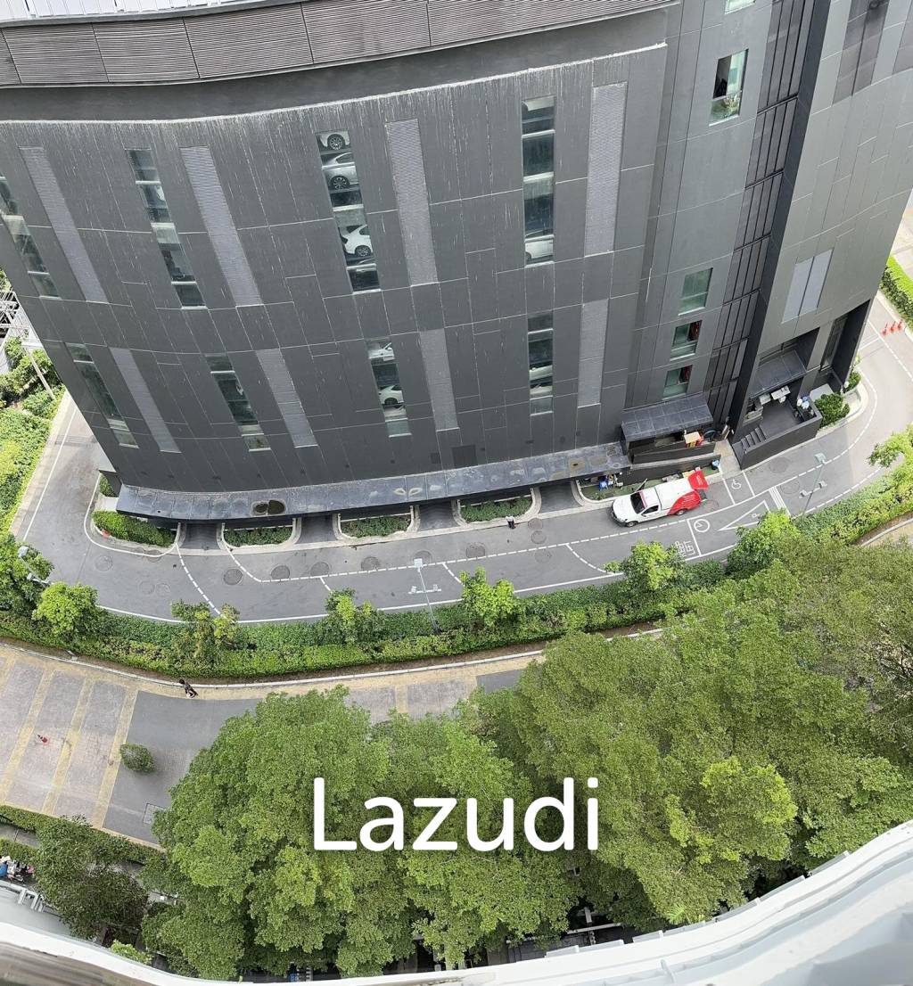 Sleek 1 bed condo at A Space Asoke-Ratchada, Bangkok