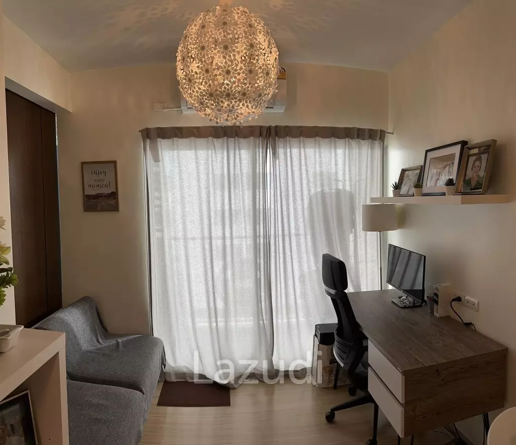Sleek 1 bed condo at A Space Asoke-Ratchada, Bangkok