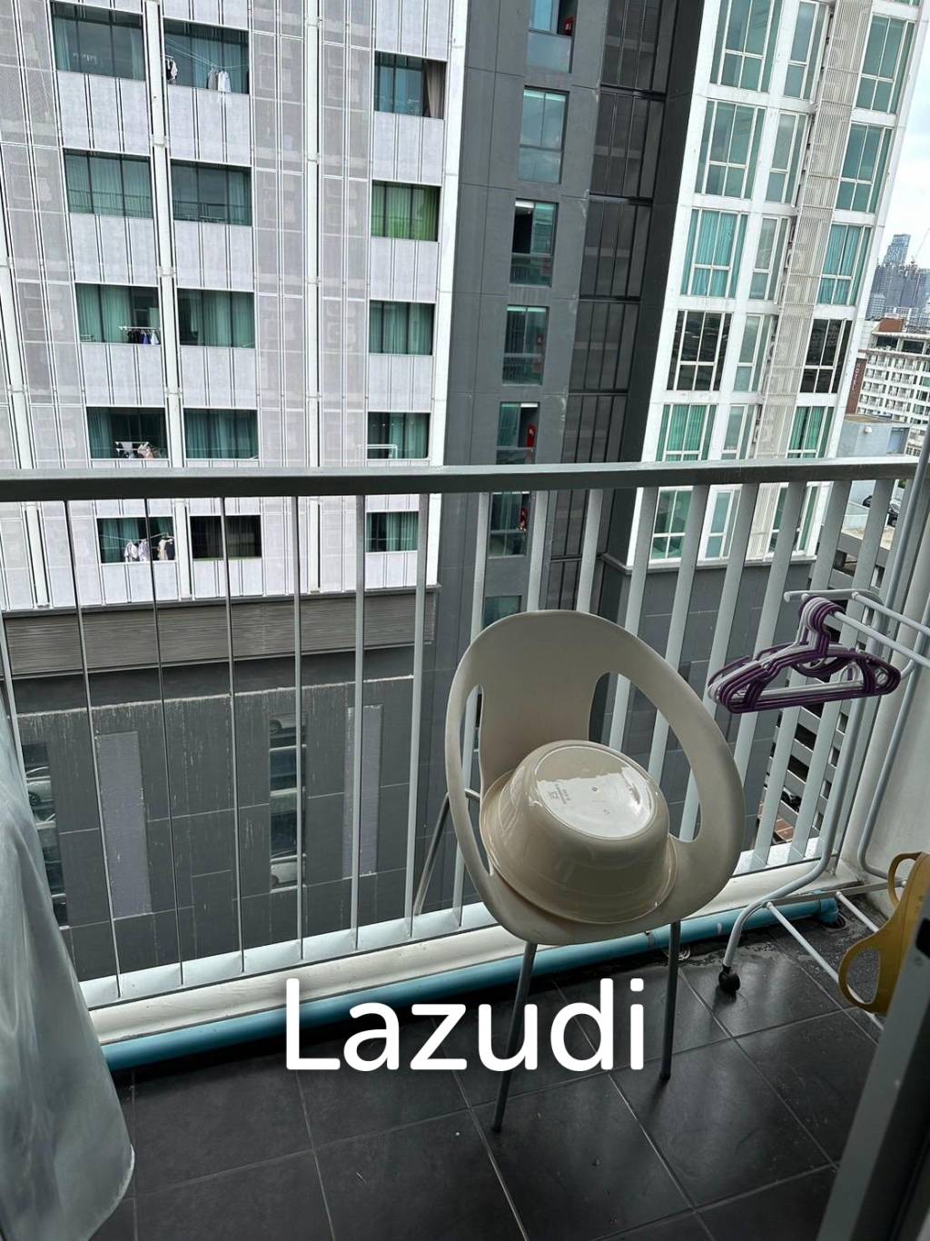 Sleek 1 bed condo at A Space Asoke-Ratchada, Bangkok