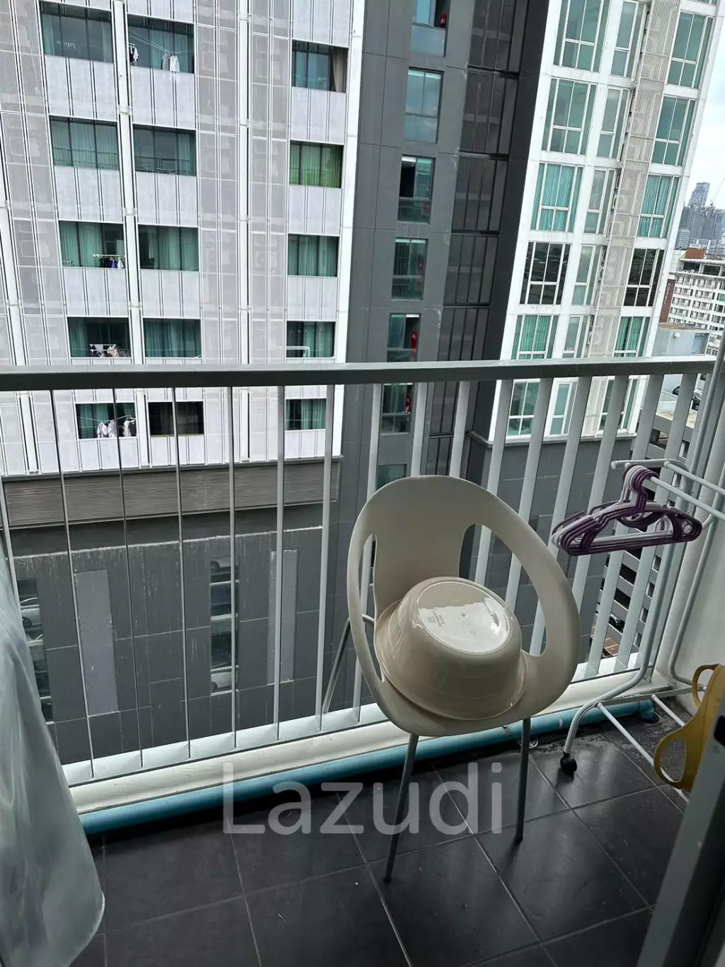 Sleek 1 bed condo at A Space Asoke-Ratchada, Bangkok