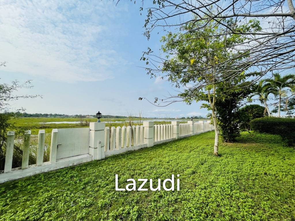 5 Bedrooms House for Sale in Chaknork Lake