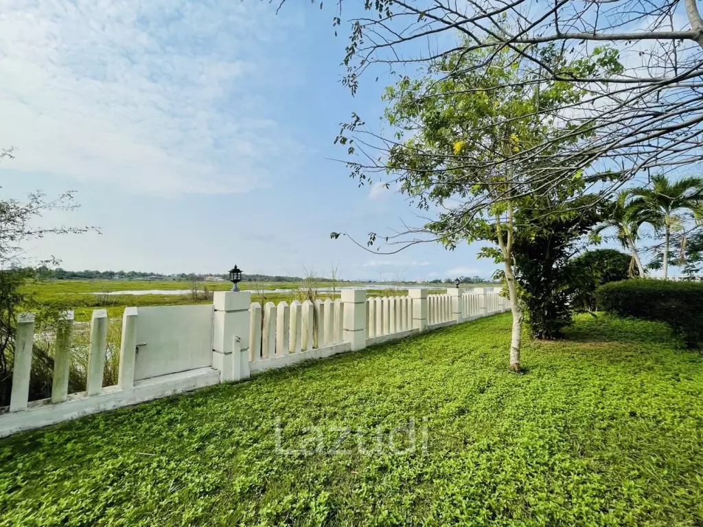 5 Bedrooms House for Sale in Chaknork Lake