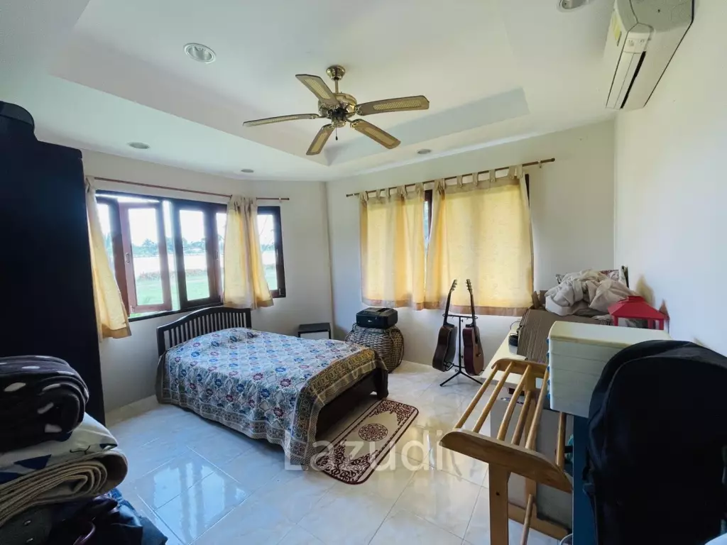 5 Bedrooms House for Sale in Chaknork Lake