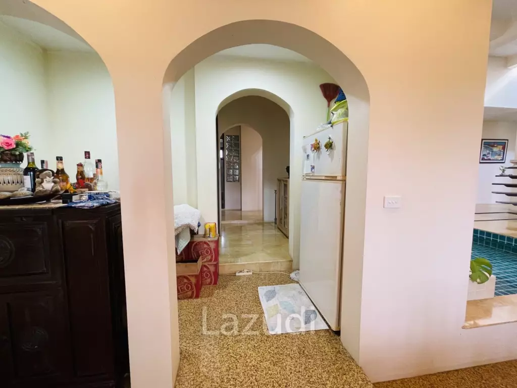5 Bedrooms House for Sale in Chaknork Lake
