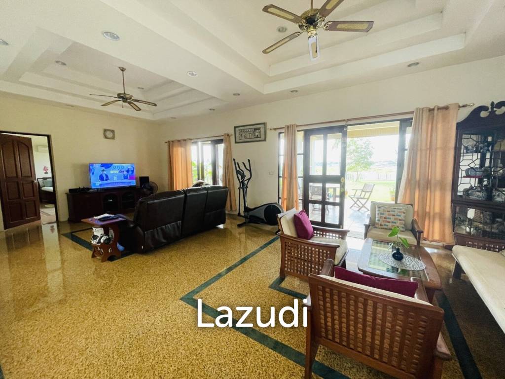 5 Bedrooms House for Sale in Chaknork Lake