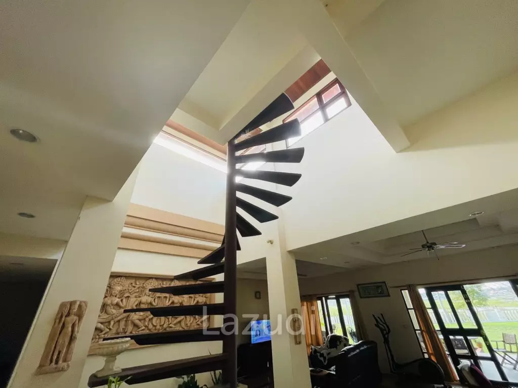 5 Bedrooms House for Sale in Chaknork Lake