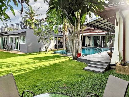 5 Bedroom Villa For Rent In Rawai With Private Garden