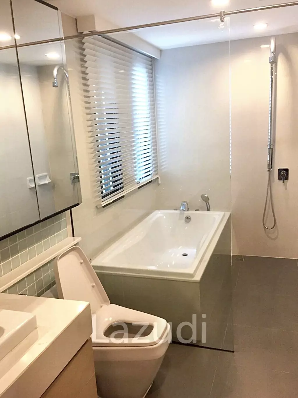 3 Bedroom 3 Bathroom 245 SQ.M L8 Residence