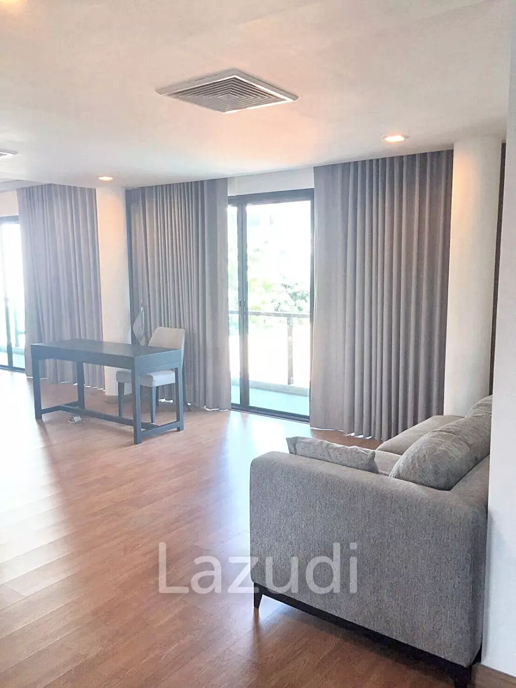 3 Bedroom 3 Bathroom 245 SQ.M L8 Residence