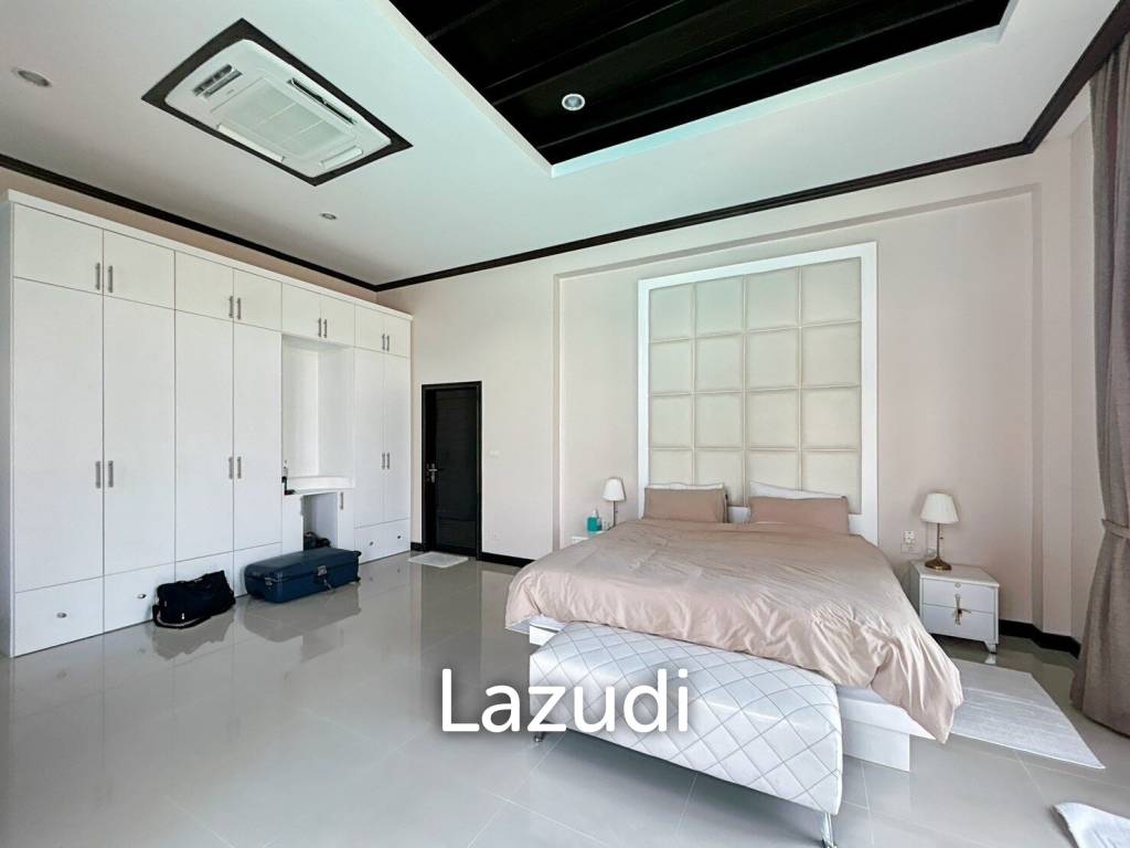 Luxury 3-Bedroom Villa with Private Pool in Hua Hin