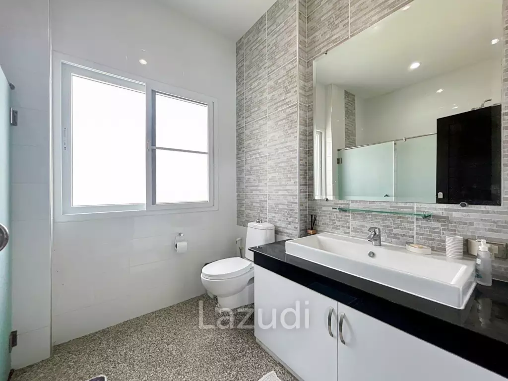 Luxury 3-Bedroom Villa with Private Pool in Hua Hin
