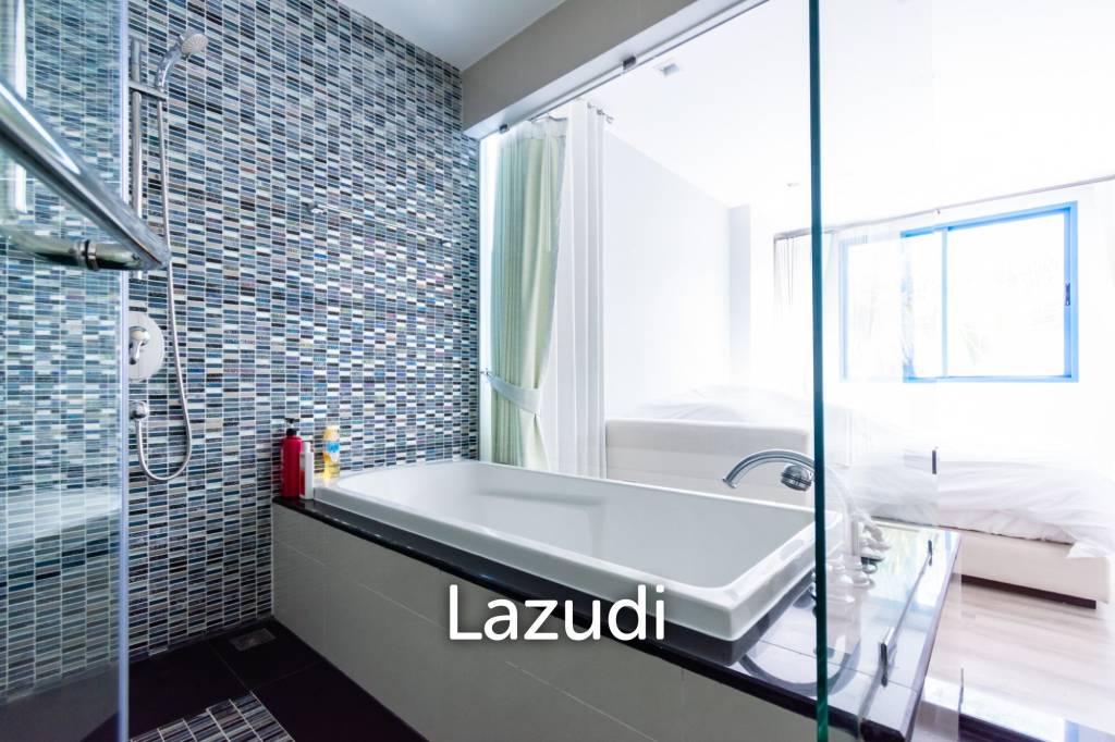 THE CREST SANTORA : Nice 2 Bed Pool view condo