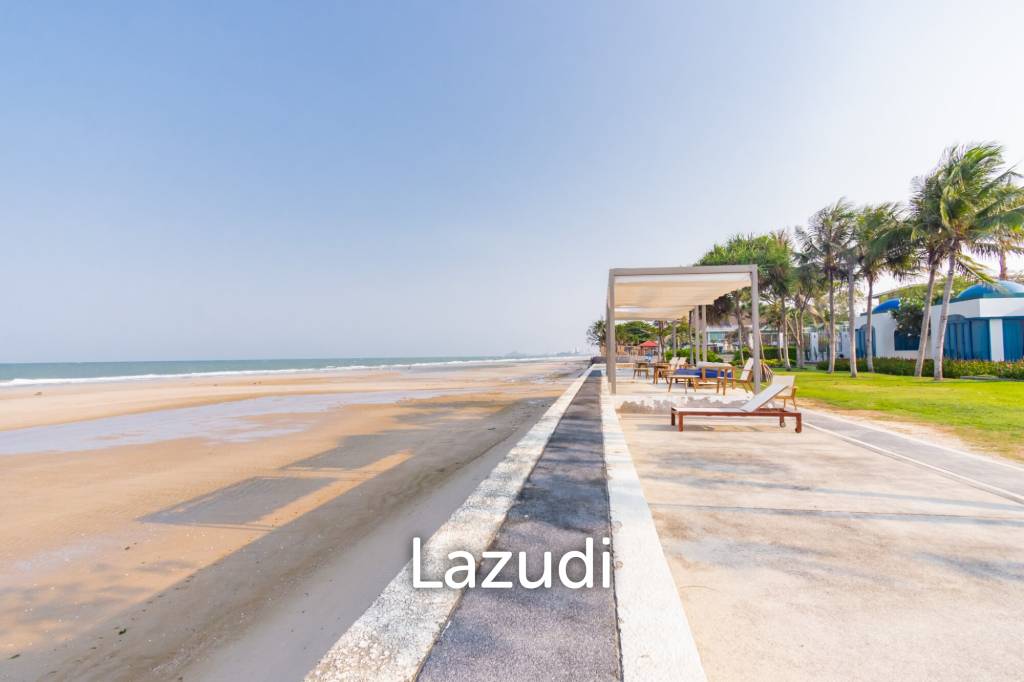 THE CREST SANTORA : Nice 2 Bed Pool view condo