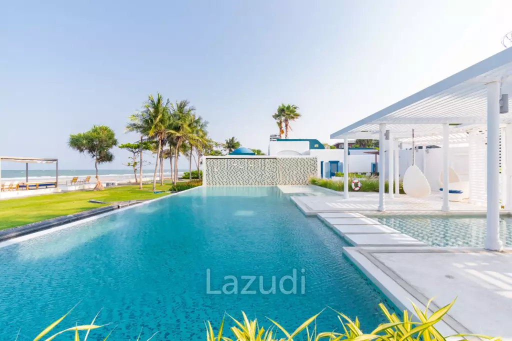 THE CREST SANTORA : Nice 2 Bed Pool view condo
