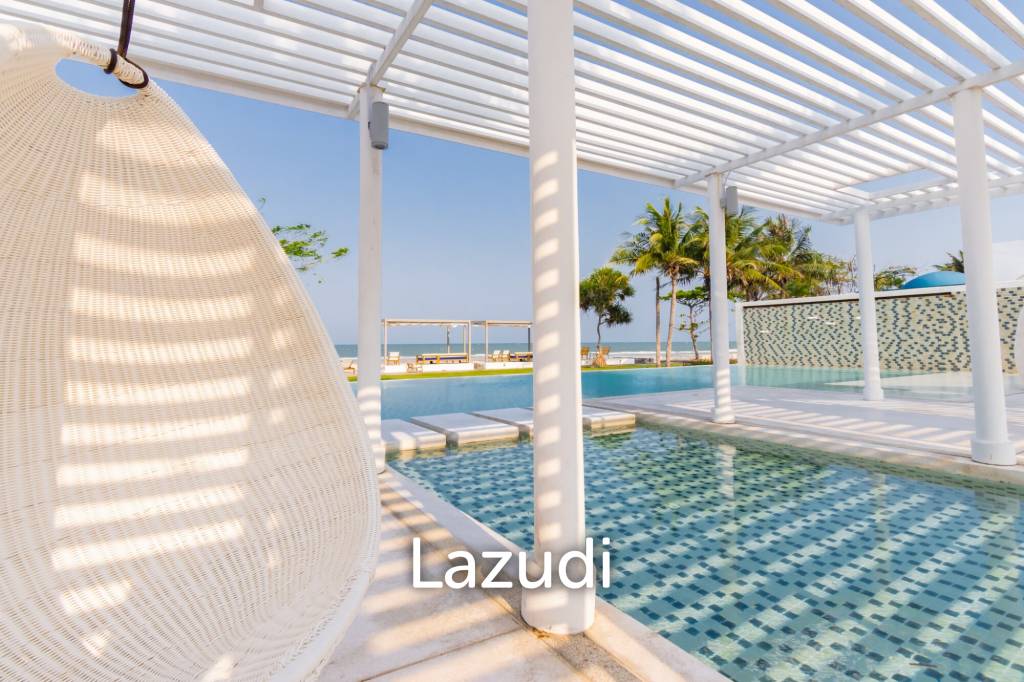 THE CREST SANTORA : Nice 2 Bed Pool view condo