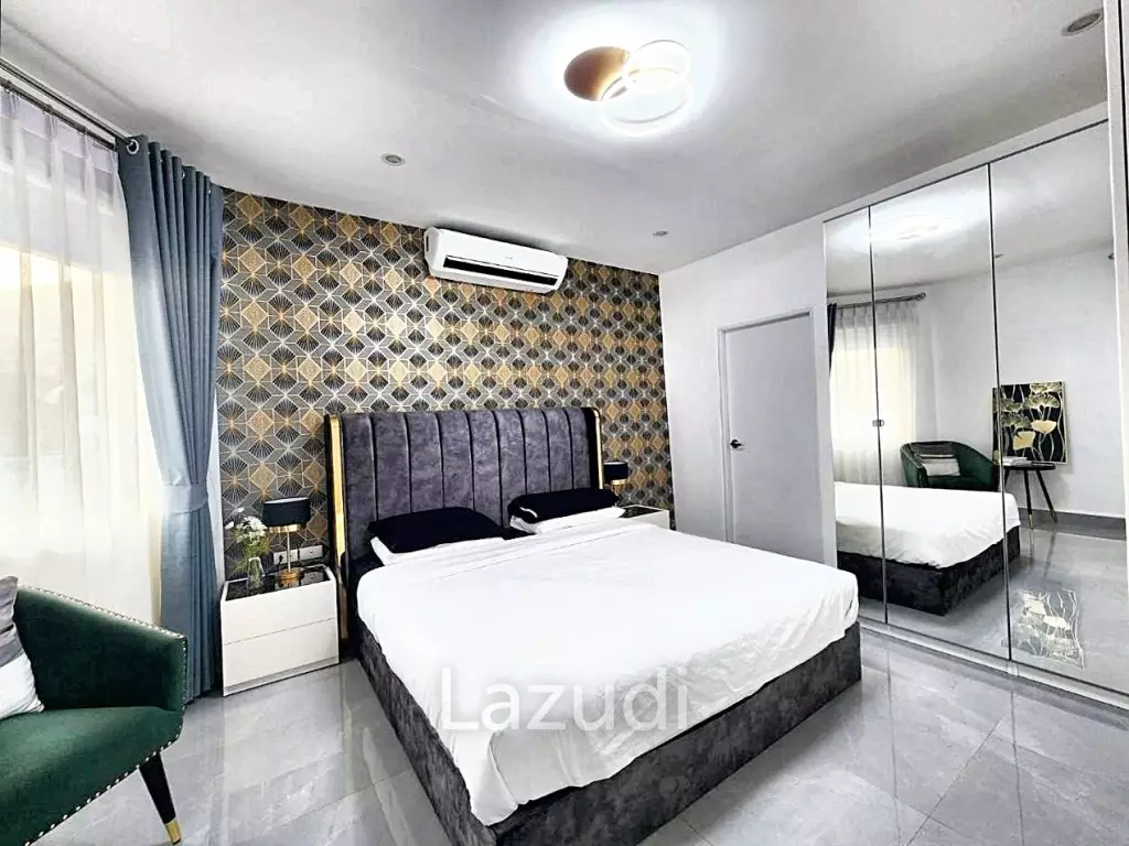 3 Beds 2 Baths 160 SQ.M. Pattaya Lagoon Village
