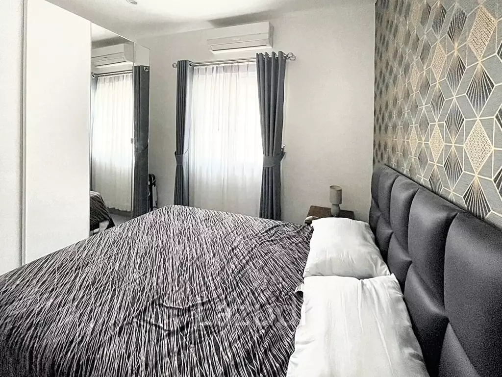 3 Beds 2 Baths 160 SQ.M. Pattaya Lagoon Village