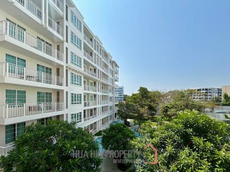Summer Hua Hin : 1 Bed 1 Bath Condo With Pool View