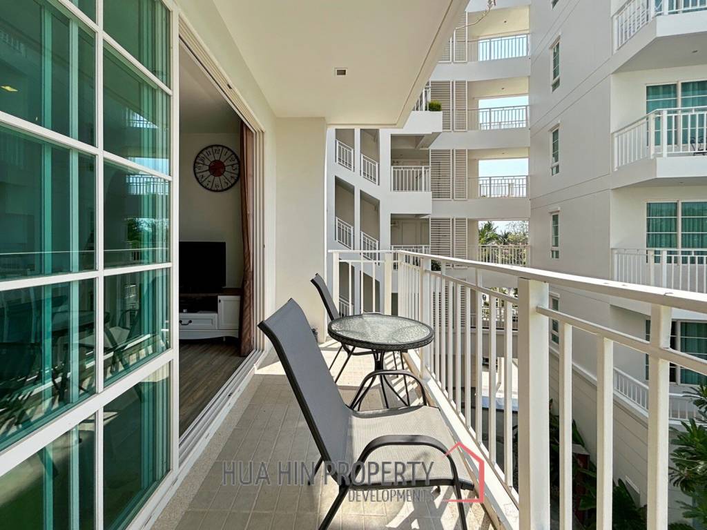 Summer Hua Hin : 1 Bed 1 Bath Condo With Pool View