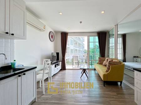 Summer Hua Hin : 1 Bed 1 Bath Condo With Pool View