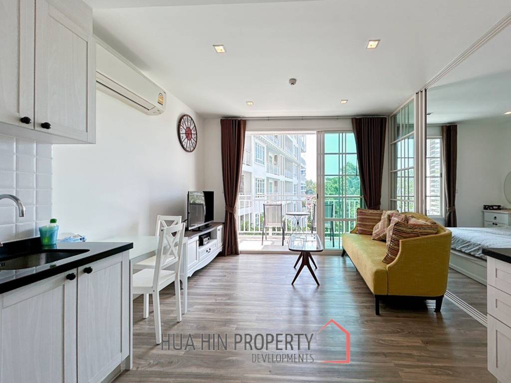 Summer Hua Hin : 1 Bed 1 Bath Condo With Pool View