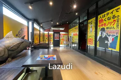 Ultra Luxury Restaurant + Bar in Watthana, Bangkok