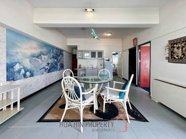 2 Bed Condo With Sea And Mountain Views