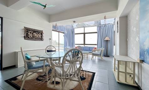 2 Bed Condo With Sea And Mountain Views